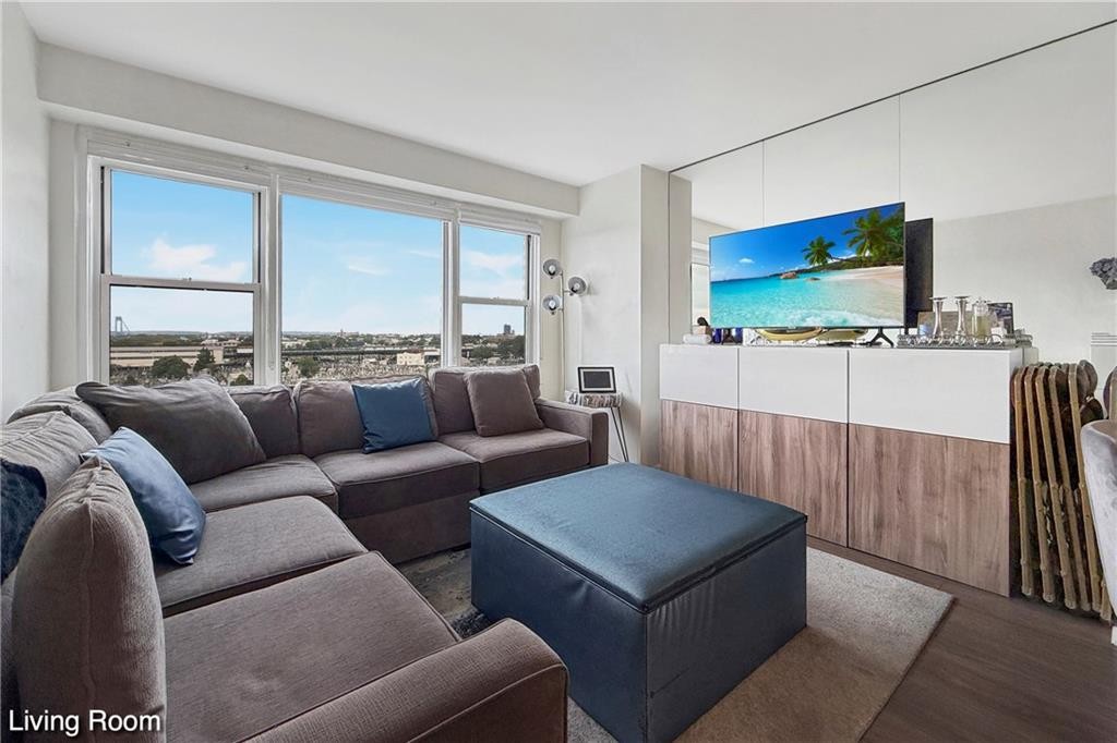 1170 Ocean Parkway 8J Ocean Parkway Brooklyn NY 11230
