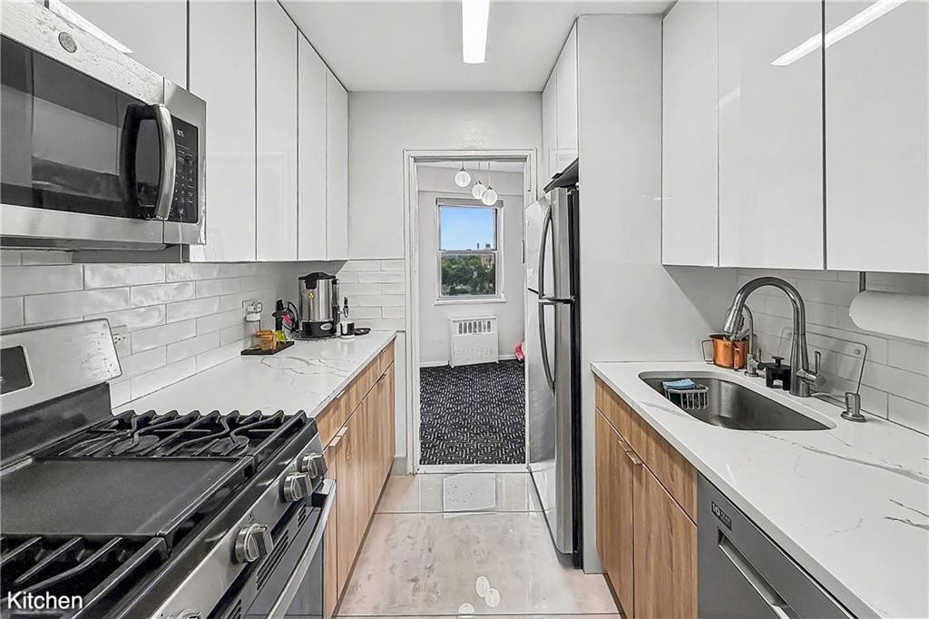 1170 Ocean Parkway 8J Ocean Parkway Brooklyn NY 11230