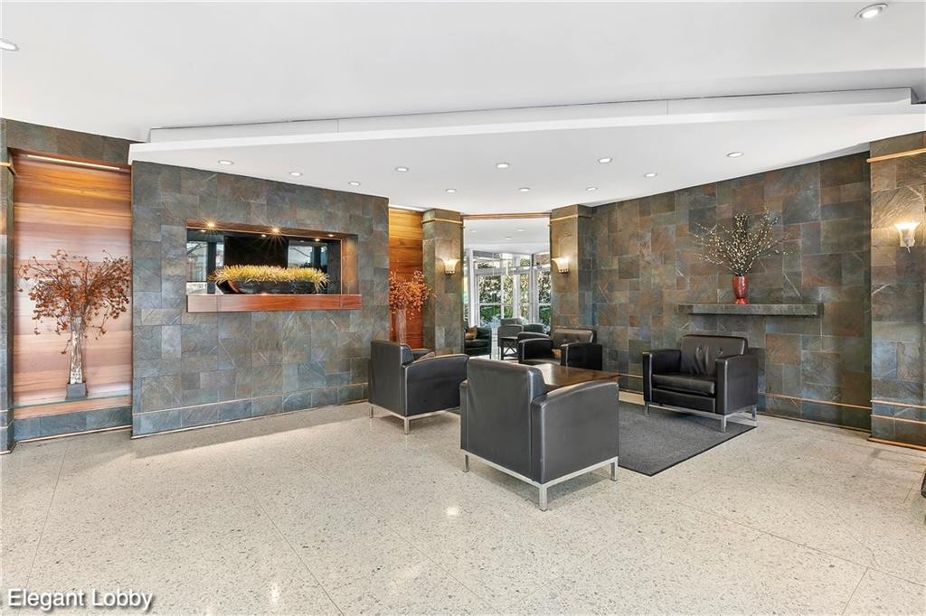 1170 Ocean Parkway 8J Ocean Parkway Brooklyn NY 11230