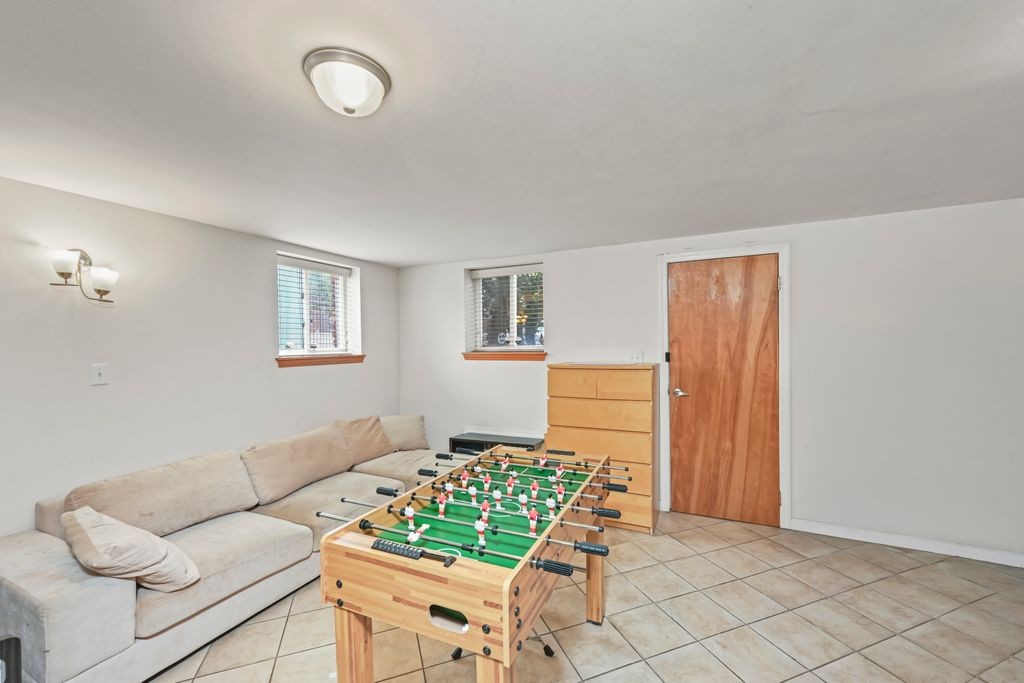 2136 East 28th Street Sheepshead Bay Brooklyn NY 11229