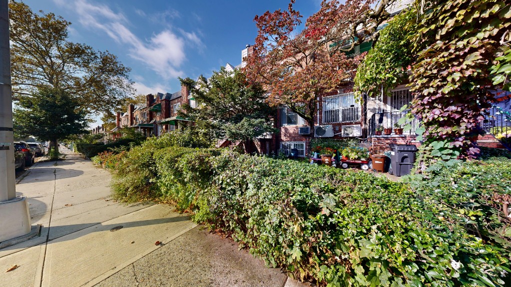 2168 East 28th Street Sheepshead Bay Brooklyn NY 11229