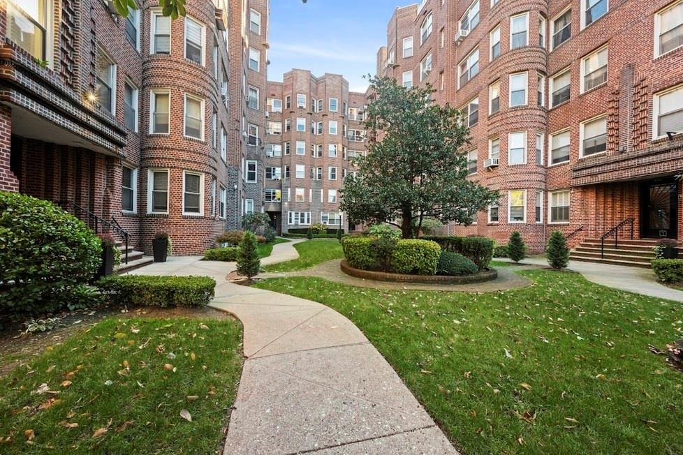 8701 Shore Road 436 Fort Hamilton Brooklyn NY 11209