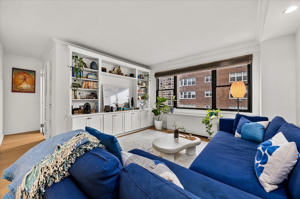 175 East 74th Street 12C Upper East Side New York NY 10021