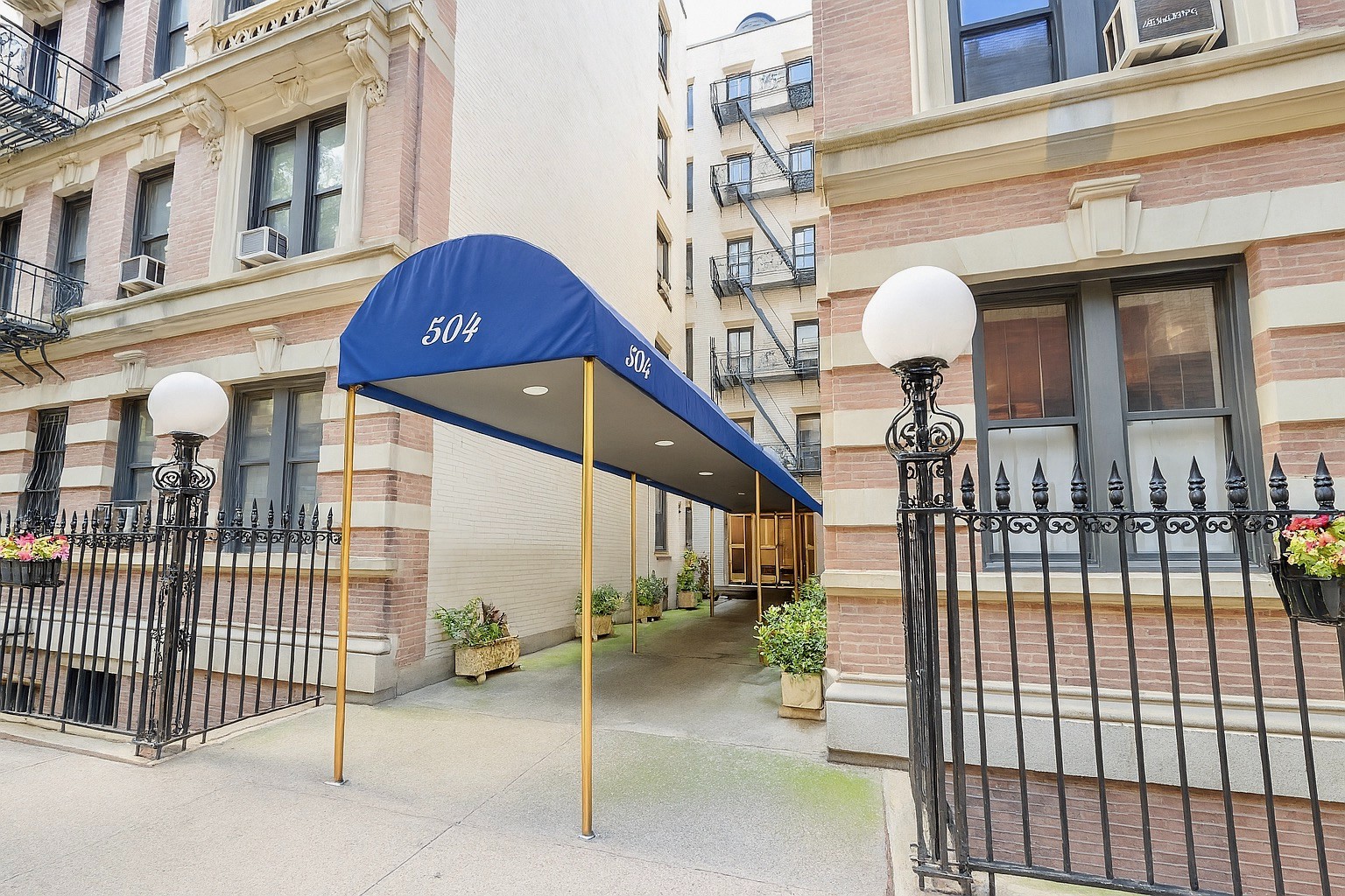504 West 111th Street 11 Morningside Heights New York NY 10025