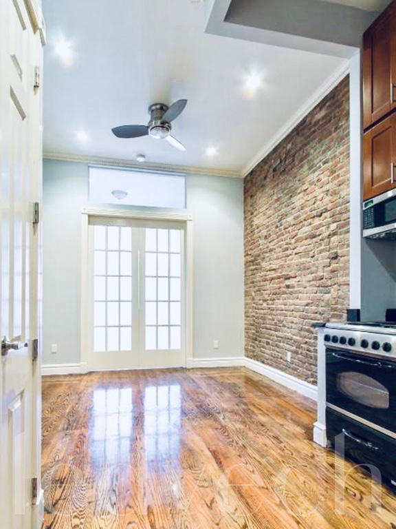 Nyc Apartments West Village 1 Bedroom Apartment For Rent Photo 1 Of 5