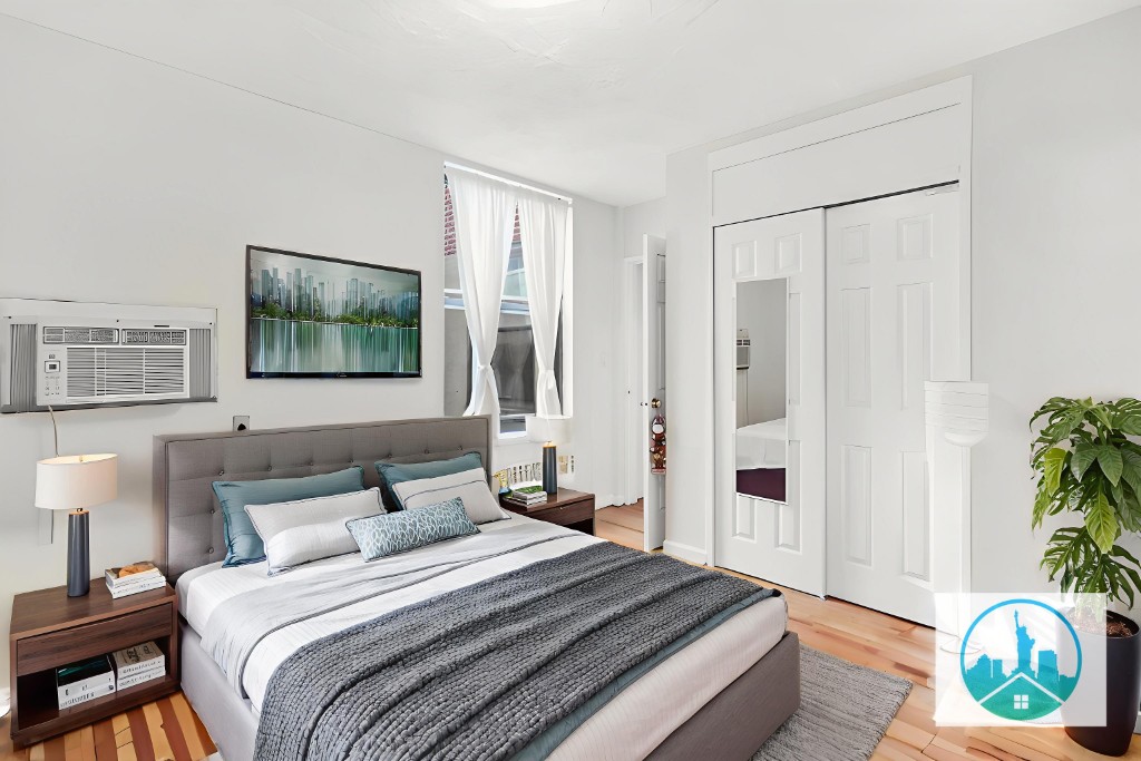 112 West 72nd Street Lincoln Square New York NY 10023