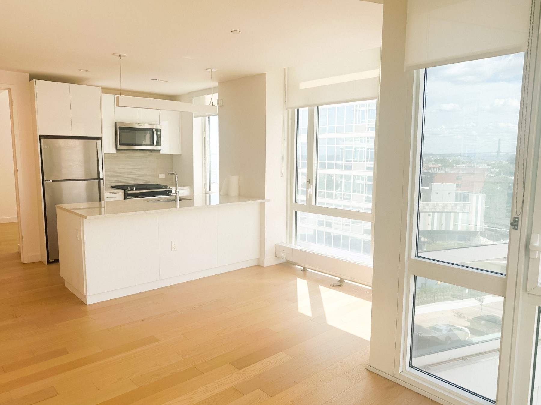 1 Ocean Drive, Brooklyn, NY - 4,098 USD/ month