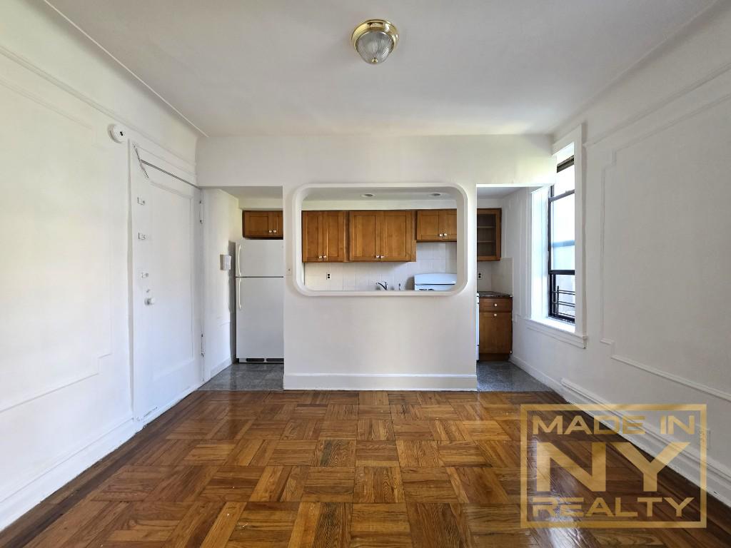 36-20 168th Street Murray Hill Queens NY 11358