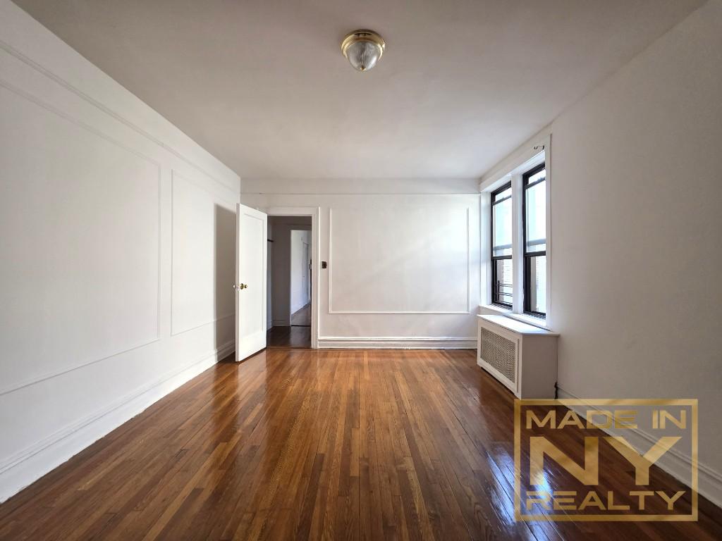 36-20 168th Street Murray Hill Queens NY 11358