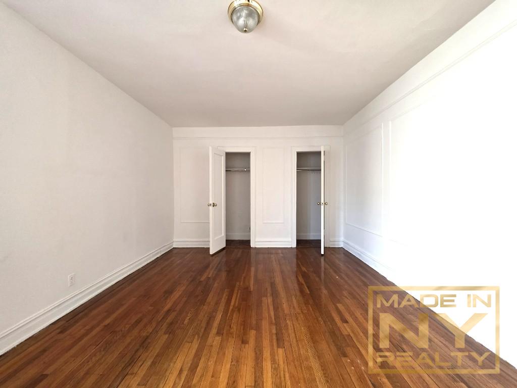 36-20 168th Street Murray Hill Queens NY 11358