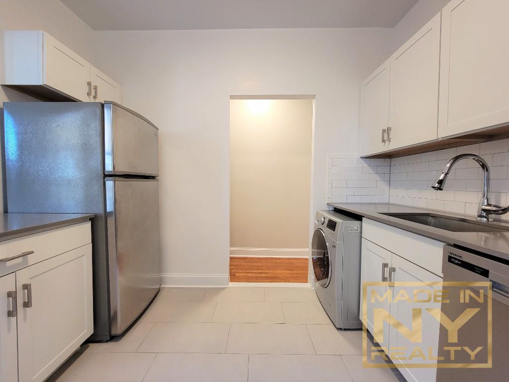 25-74 33rd Street 5J Astoria Queens NY 11102