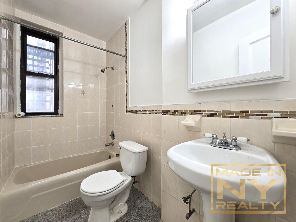 43-30 46th Street 2F Sunnyside Queens NY 11104