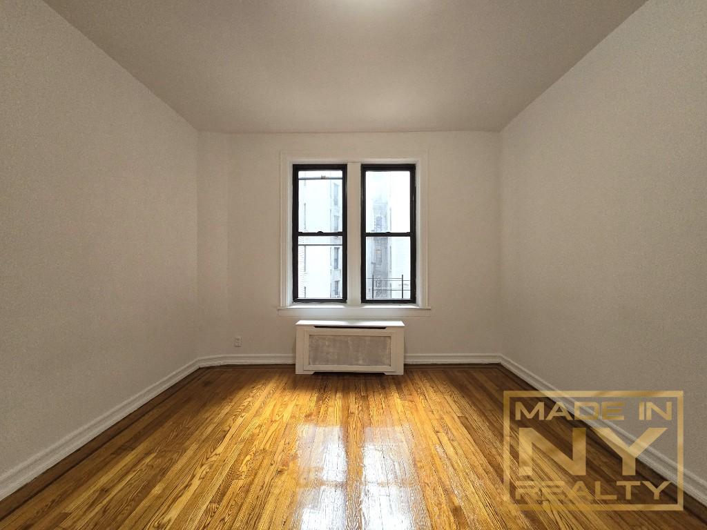 43-30 46th Street 2F Sunnyside Queens NY 11104