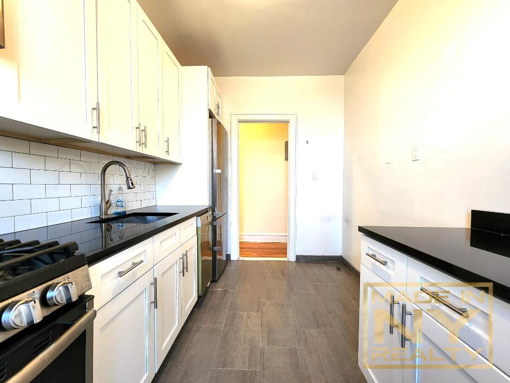 32-06 35th Avenue D1 Long Island City Queens NY 11106