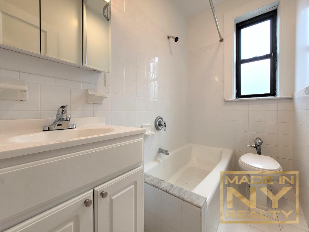 31-49 29th Street B11 Astoria Queens NY 11106