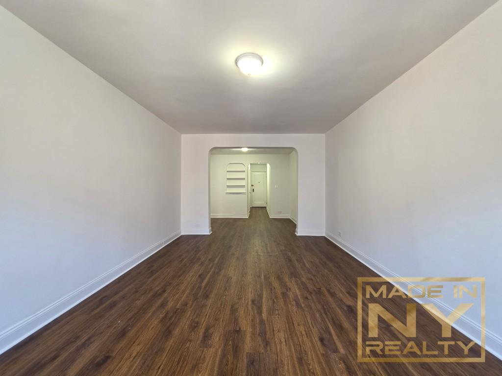 66-20 Wetherole Street 3E Rego Park Queens NY 11374