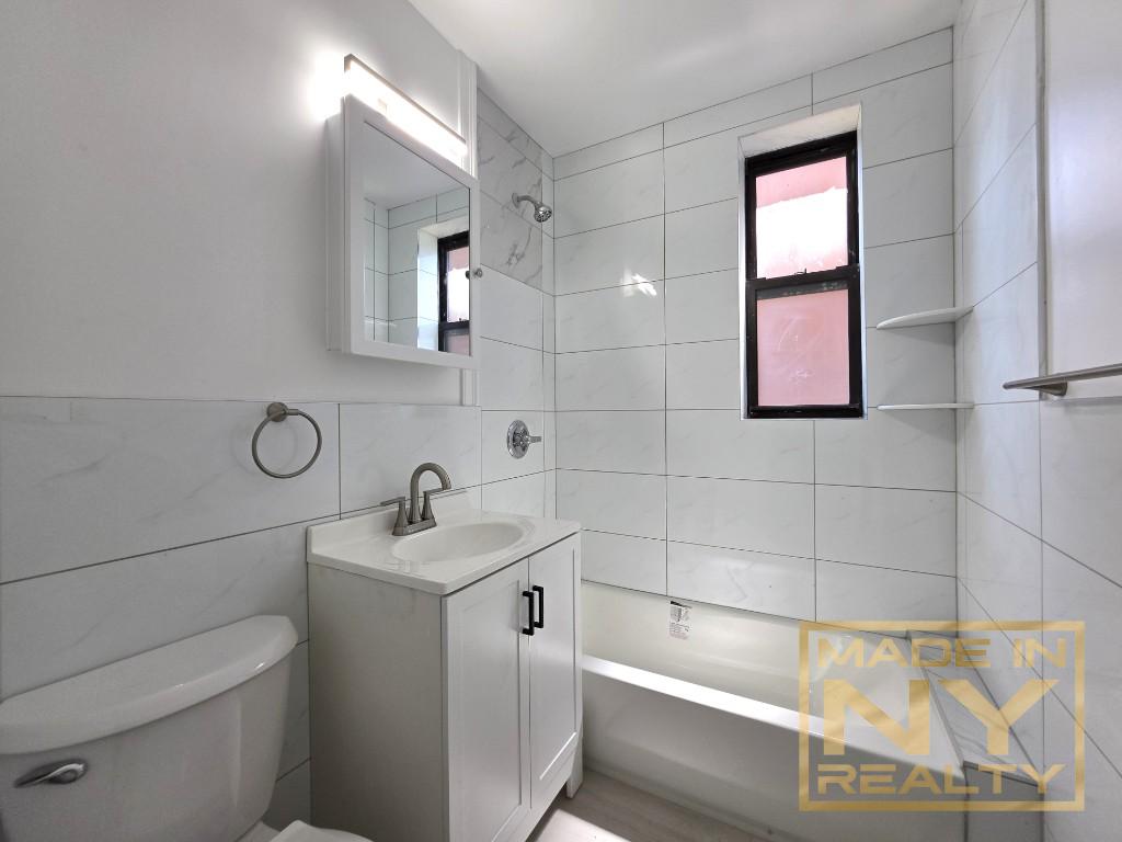 66-20 Wetherole Street 3E Rego Park Queens NY 11374