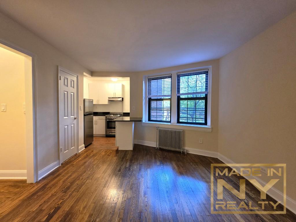 51-01 39th Avenue R24 Sunnyside Queens NY 11104