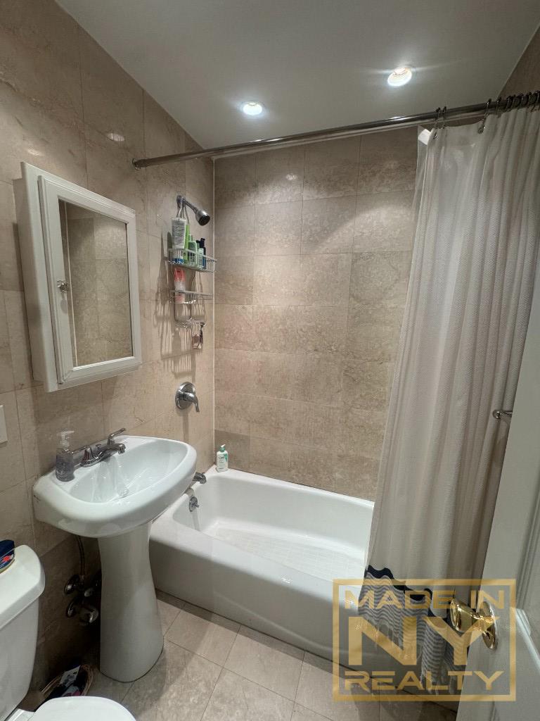 171 East 77th Street Upper East Side New York NY 10075