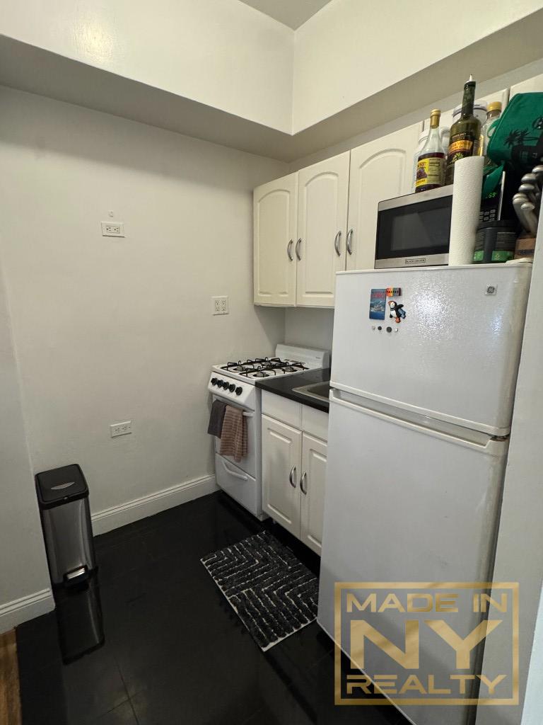 171 East 77th Street Upper East Side New York NY 10075