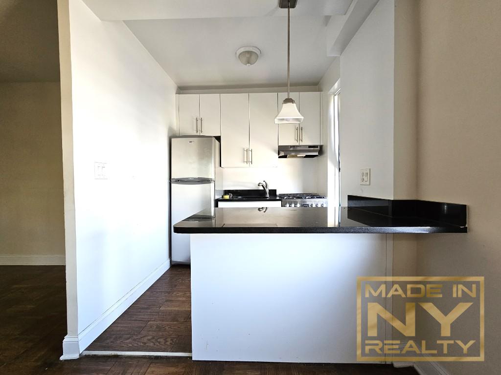 51-01 39th Avenue MM32 Sunnyside Queens NY 11104