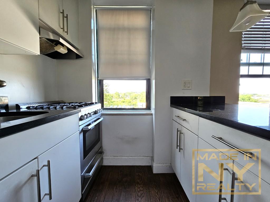 51-01 39th Avenue MM32 Sunnyside Queens NY 11104