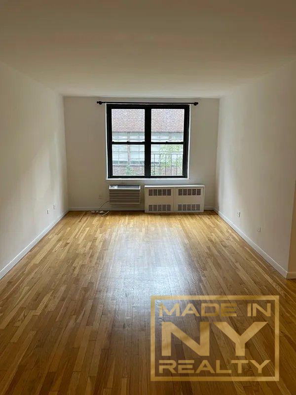 327 West 30th Street 4B Chelsea New York NY 10001