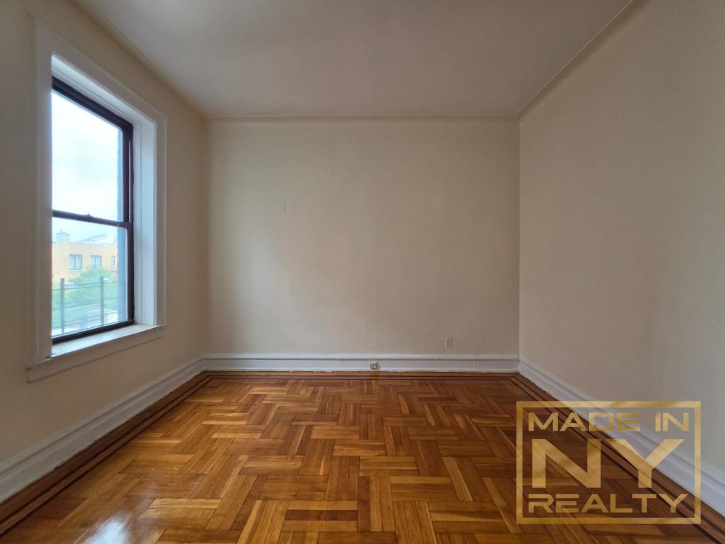 87-21 87th Street C6 Woodhaven Queens NY 11421