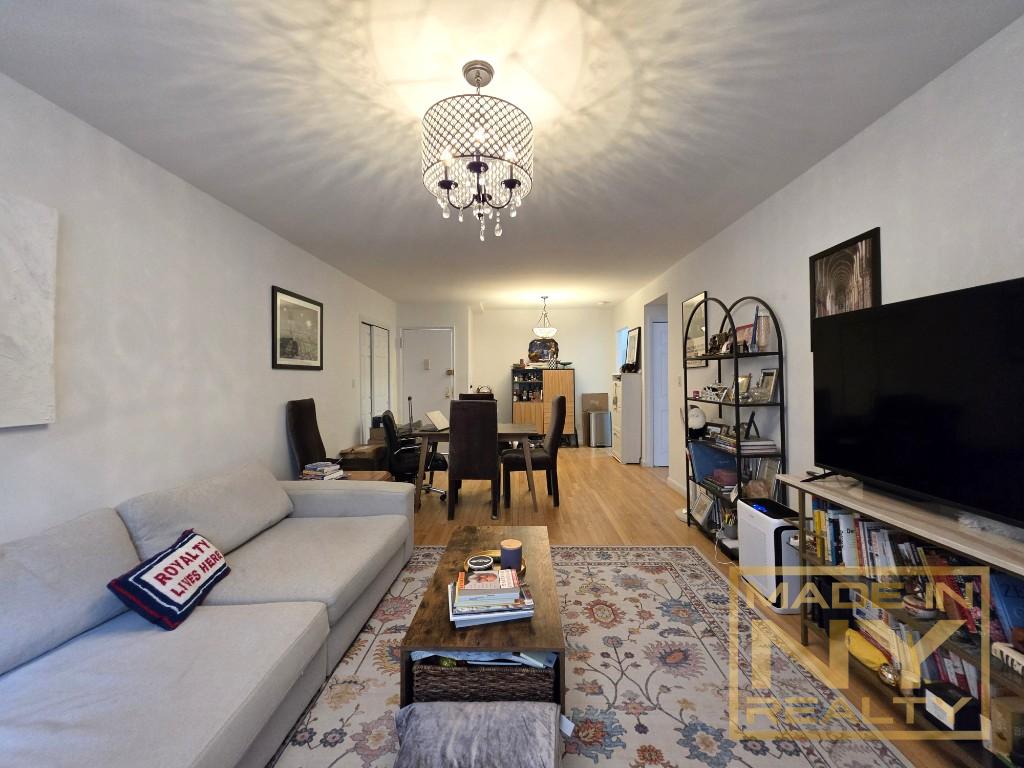 327 West 30th Street 3E Chelsea New York NY 10001