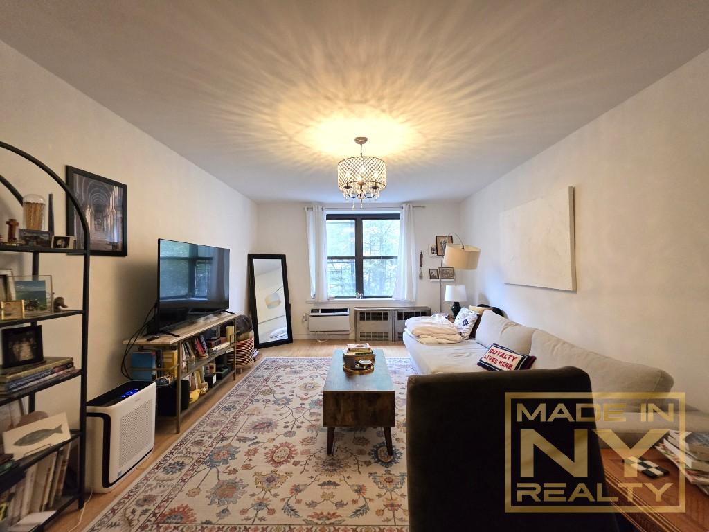 327 West 30th Street 3E Chelsea New York NY 10001