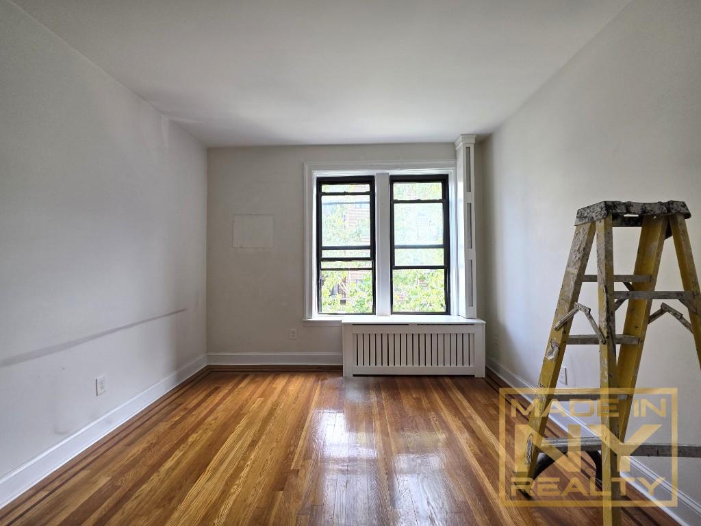 25-21 31st Avenue B54 Astoria Queens NY 11106