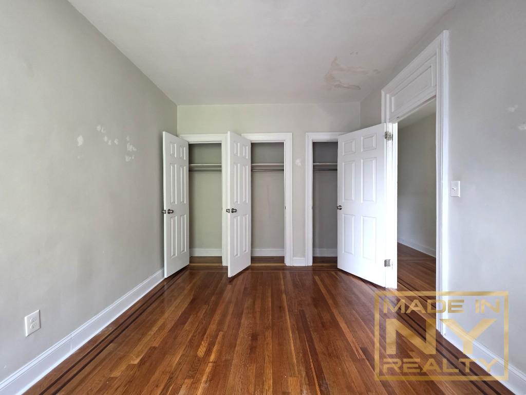 25-21 31st Avenue B54 Astoria Queens NY 11106