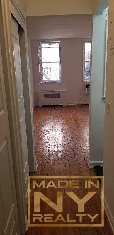 171 East 77th Street 5H Upper East Side New York NY 10075