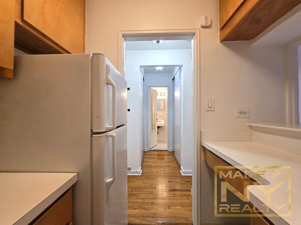 320 West 30th Street 4E Chelsea New York NY 10001