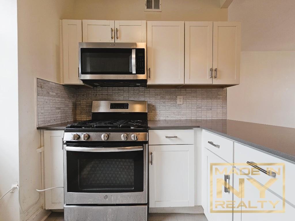 30-64 34th Street 5F Astoria Queens NY 11103