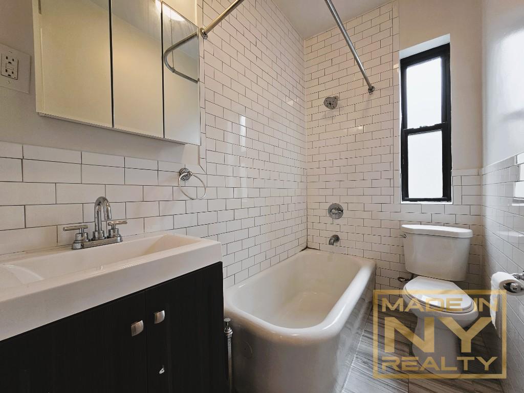 30-64 34th Street 5F Astoria Queens NY 11103