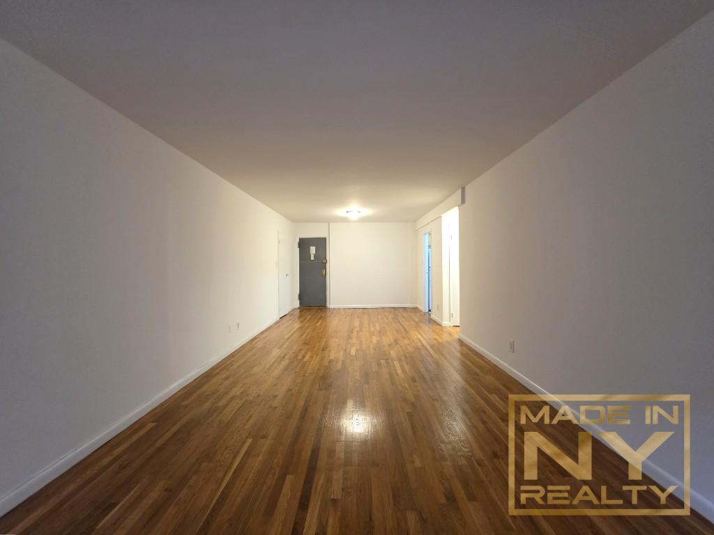327 West 30th Street Chelsea New York NY 10001