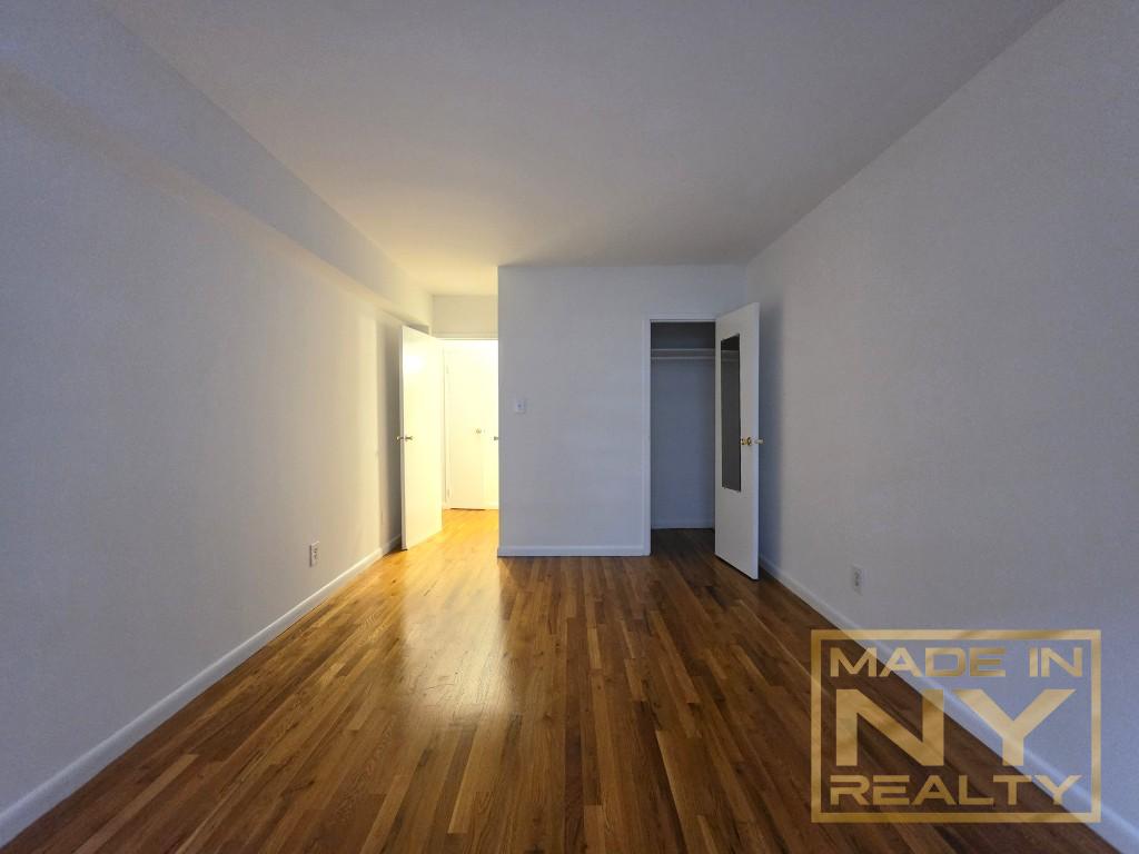 327 West 30th Street Chelsea New York NY 10001