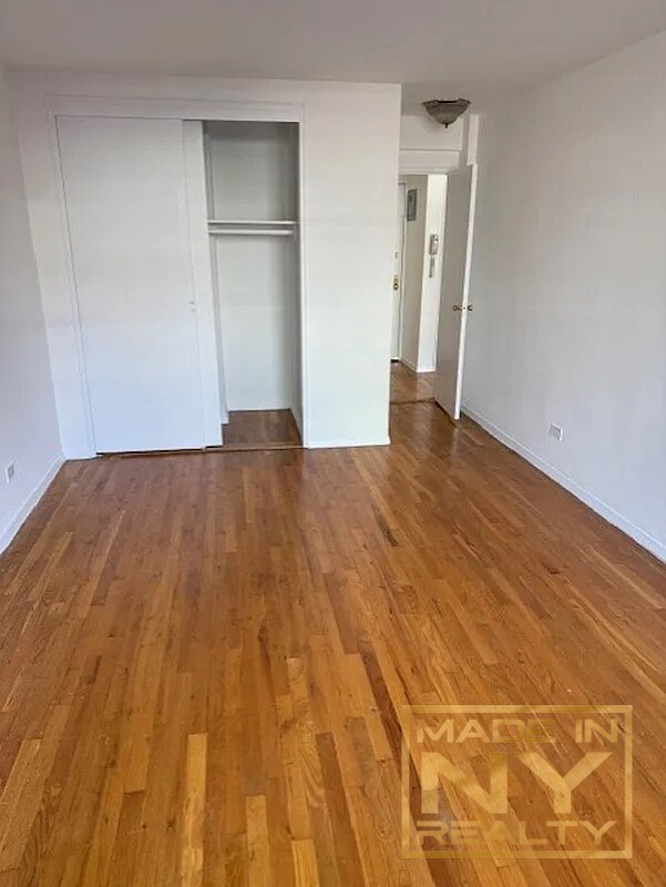 320 West 30th Street Chelsea New York NY 10001