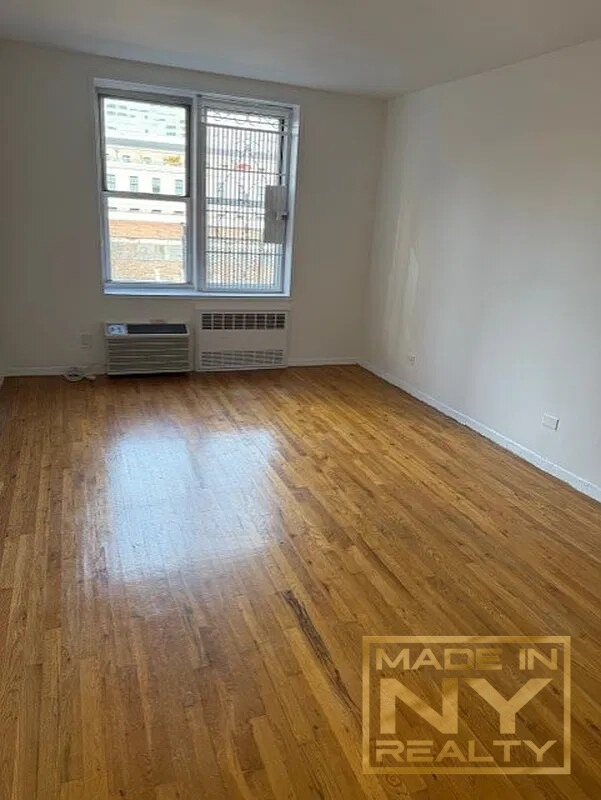 320 West 30th Street Chelsea New York NY 10001