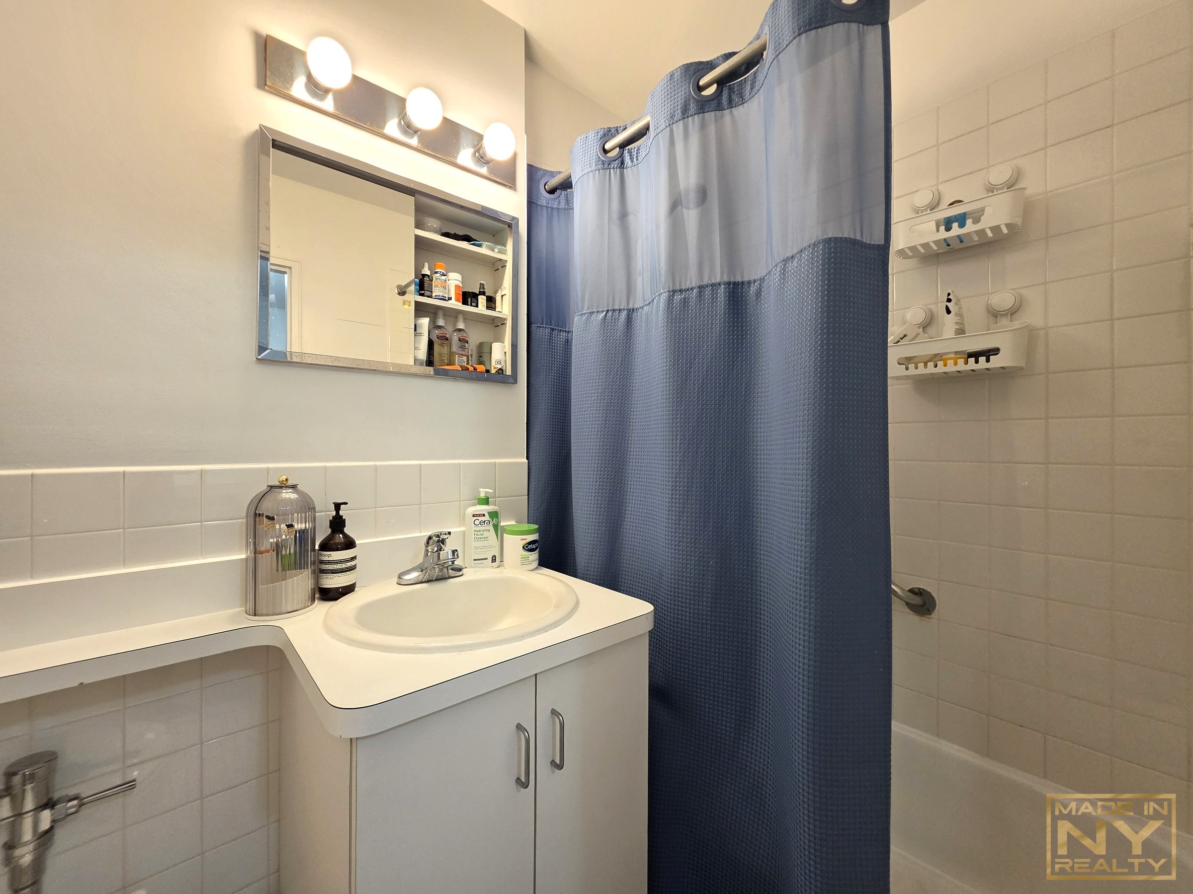 320 West 30th Street Chelsea New York NY 10001