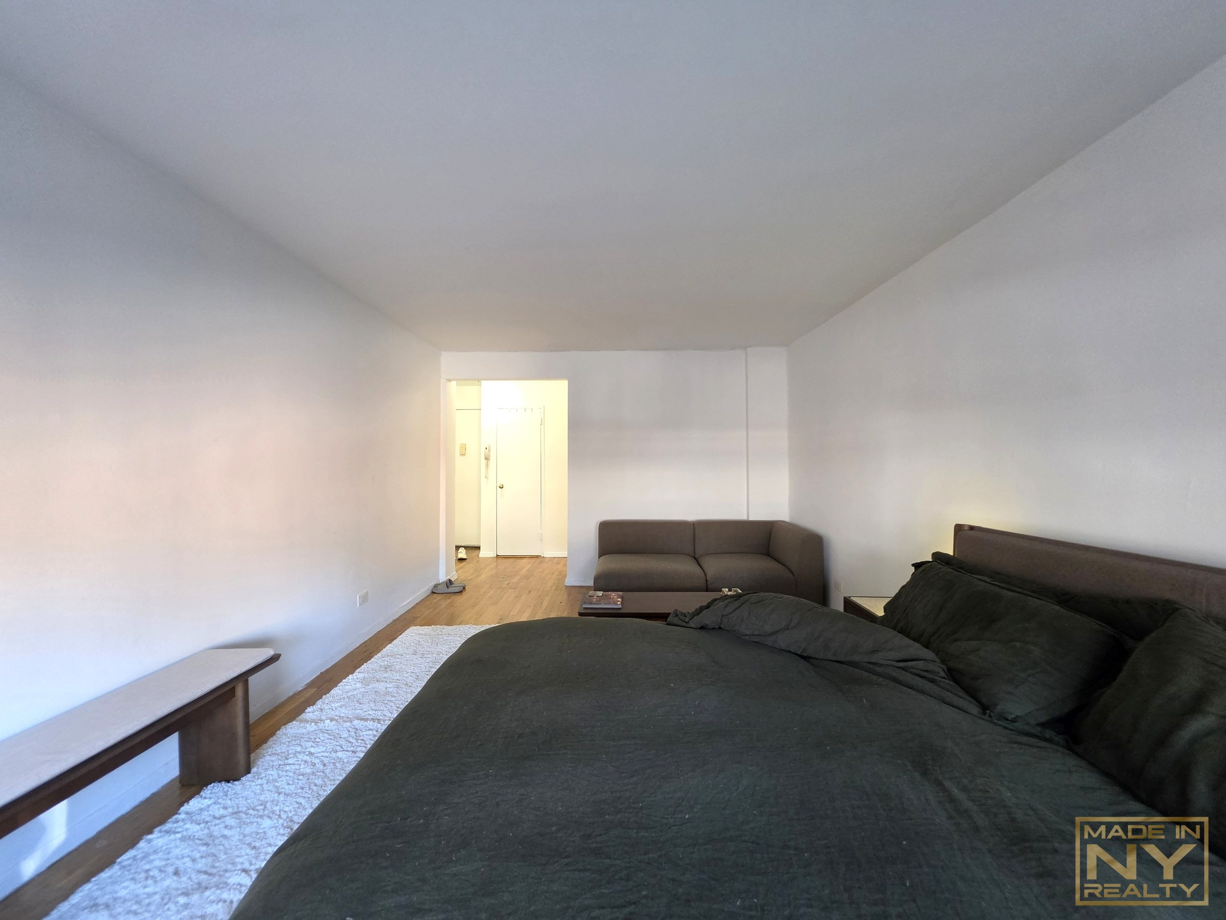 320 West 30th Street Chelsea New York NY 10001