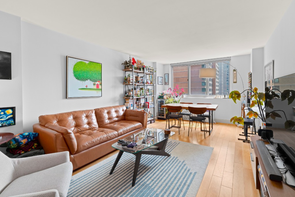 345 East 93rd Street 13G Upper East Side New York NY 10128