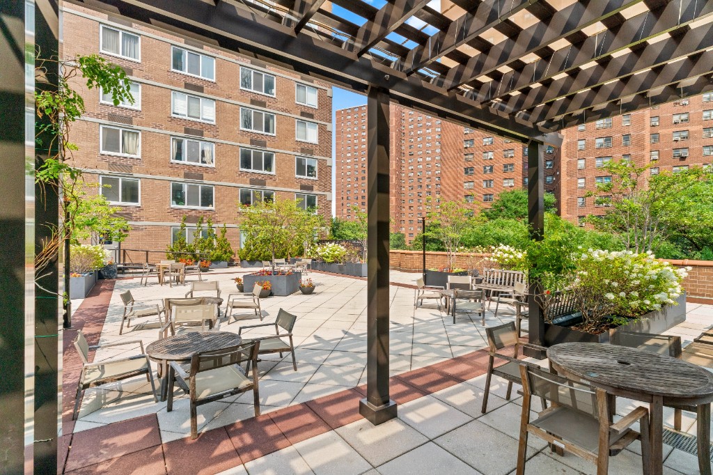 345 East 93rd Street 13G Upper East Side New York NY 10128