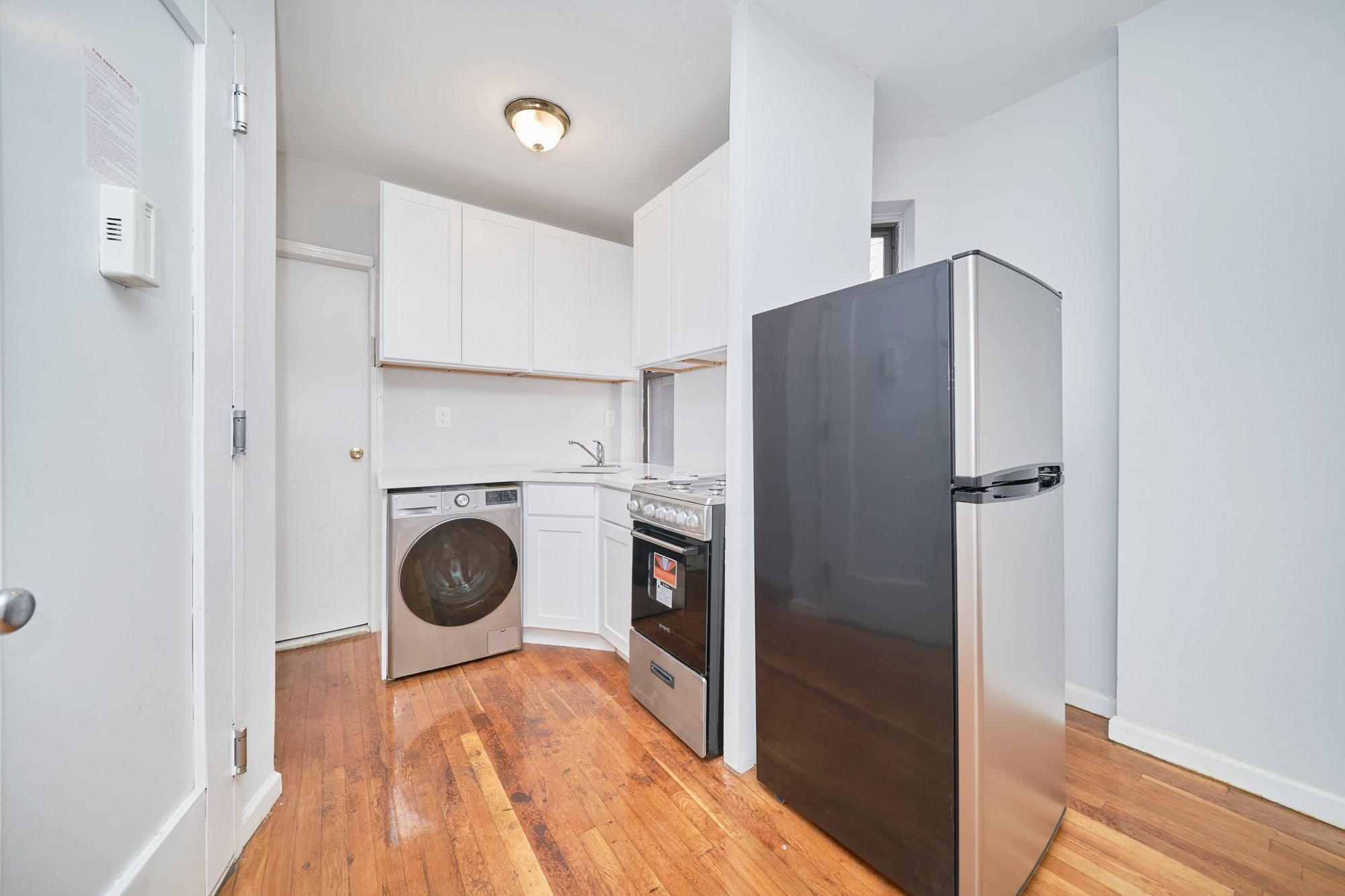 454 Ninth Avenue 15 Clinton New York NY 10018