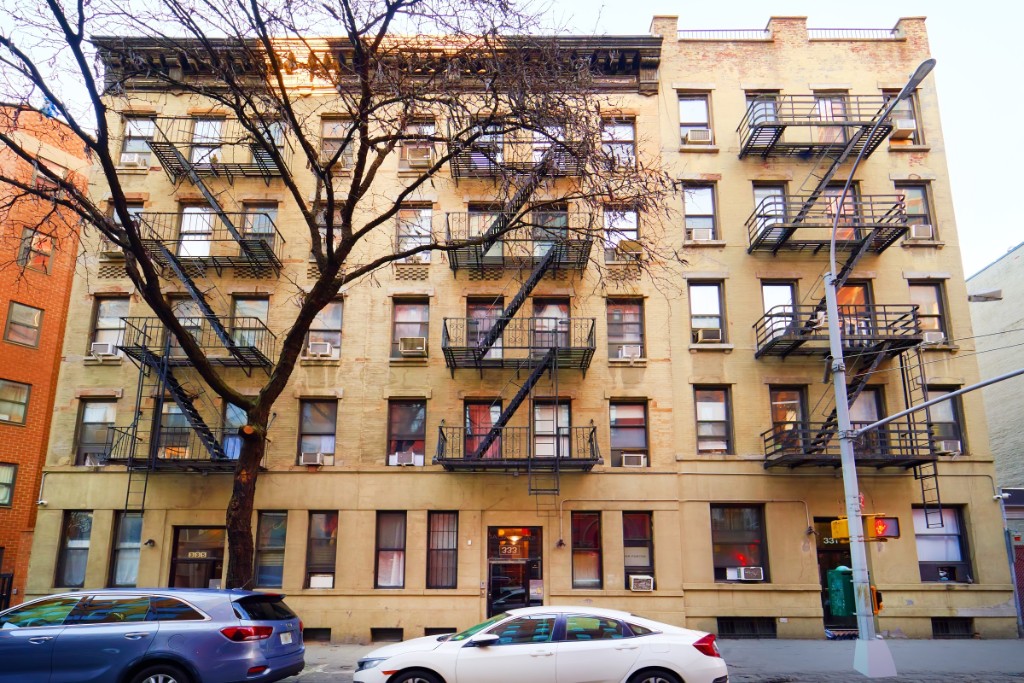 333 West 43rd Street 3B Clinton New York NY 10036