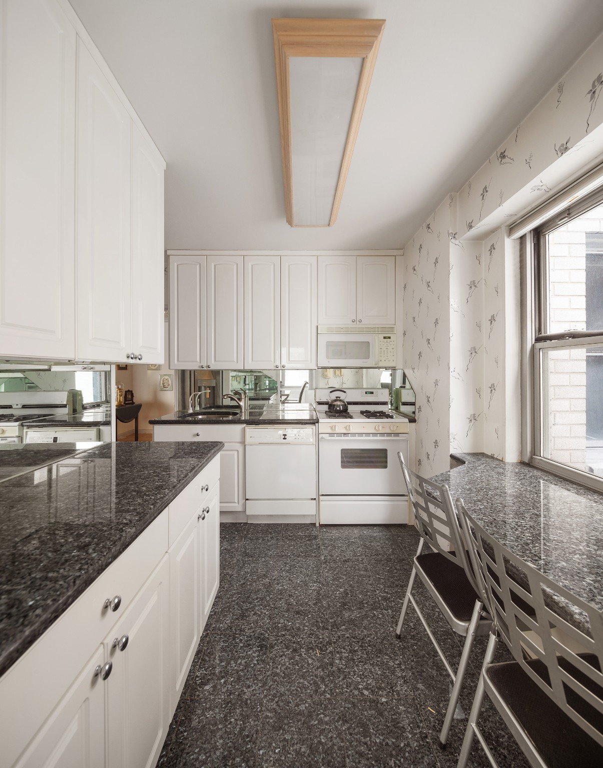 400 East 56th Street 6B Sutton Place New York NY 10022