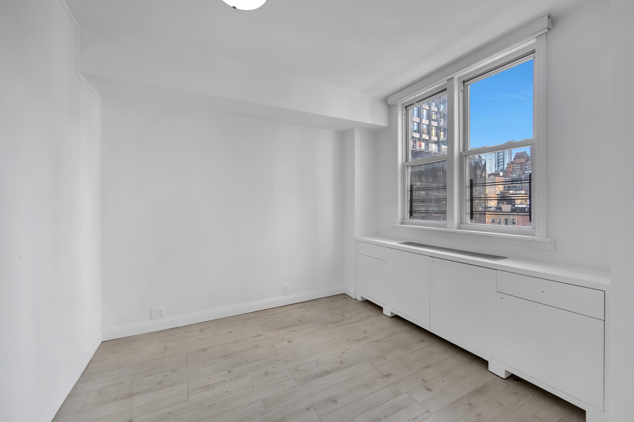 201 East 36th Street 15D Murray Hill New York NY 10016