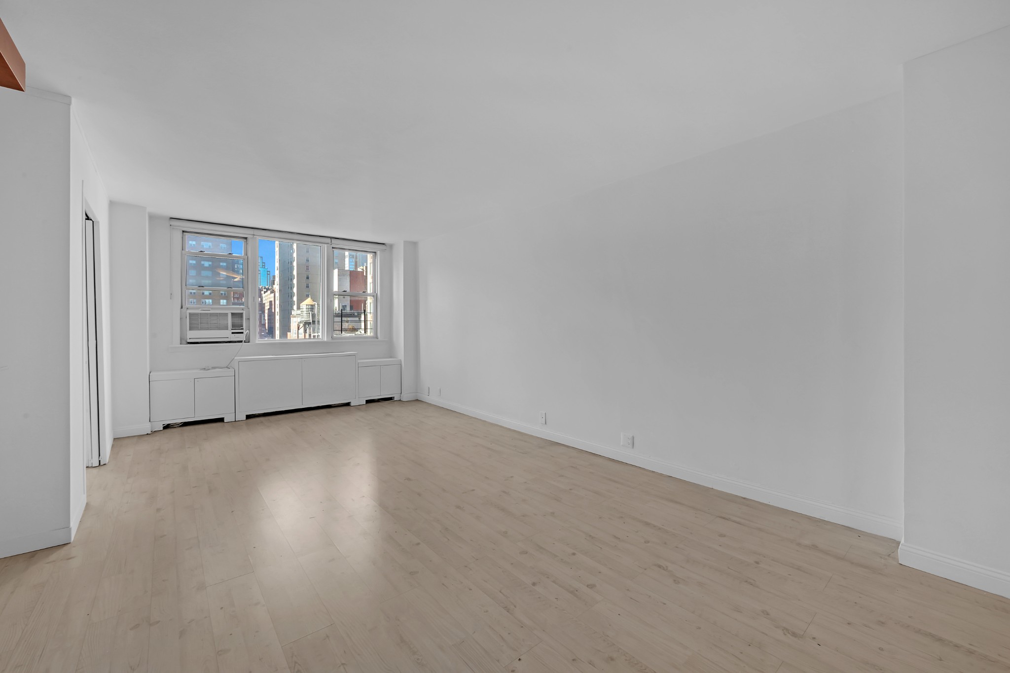 201 East 36th Street 15D Murray Hill New York NY 10016