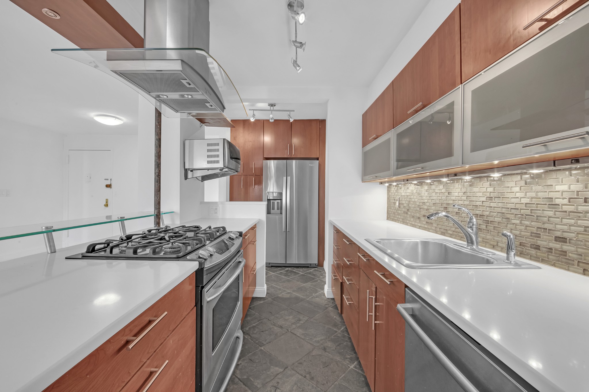 201 East 36th Street 15D Murray Hill New York NY 10016